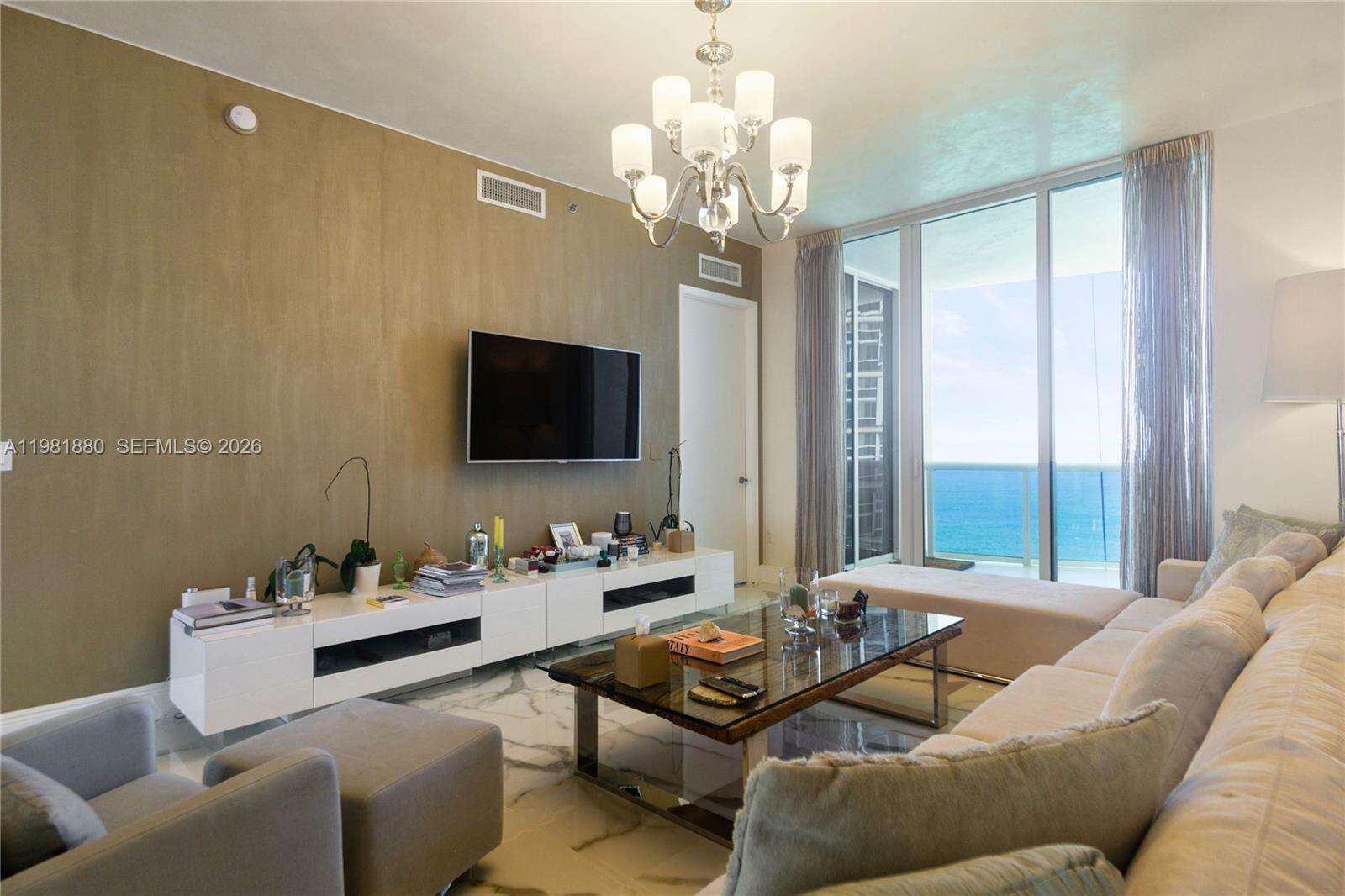 TDR TOWER III - 15811 Collins Ave, Sunny Isles Beach, FL 33160 | Picture 2