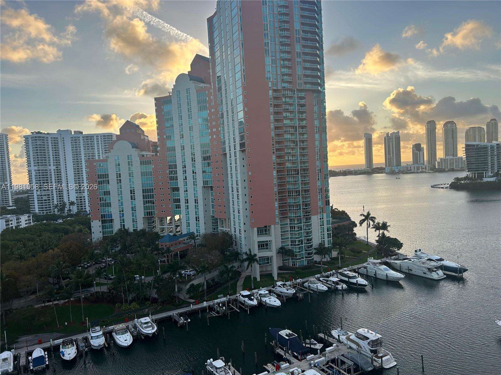 Aventura Marina One at 3340 190 St, Aventura, FL 33180 - For Sale photo 2