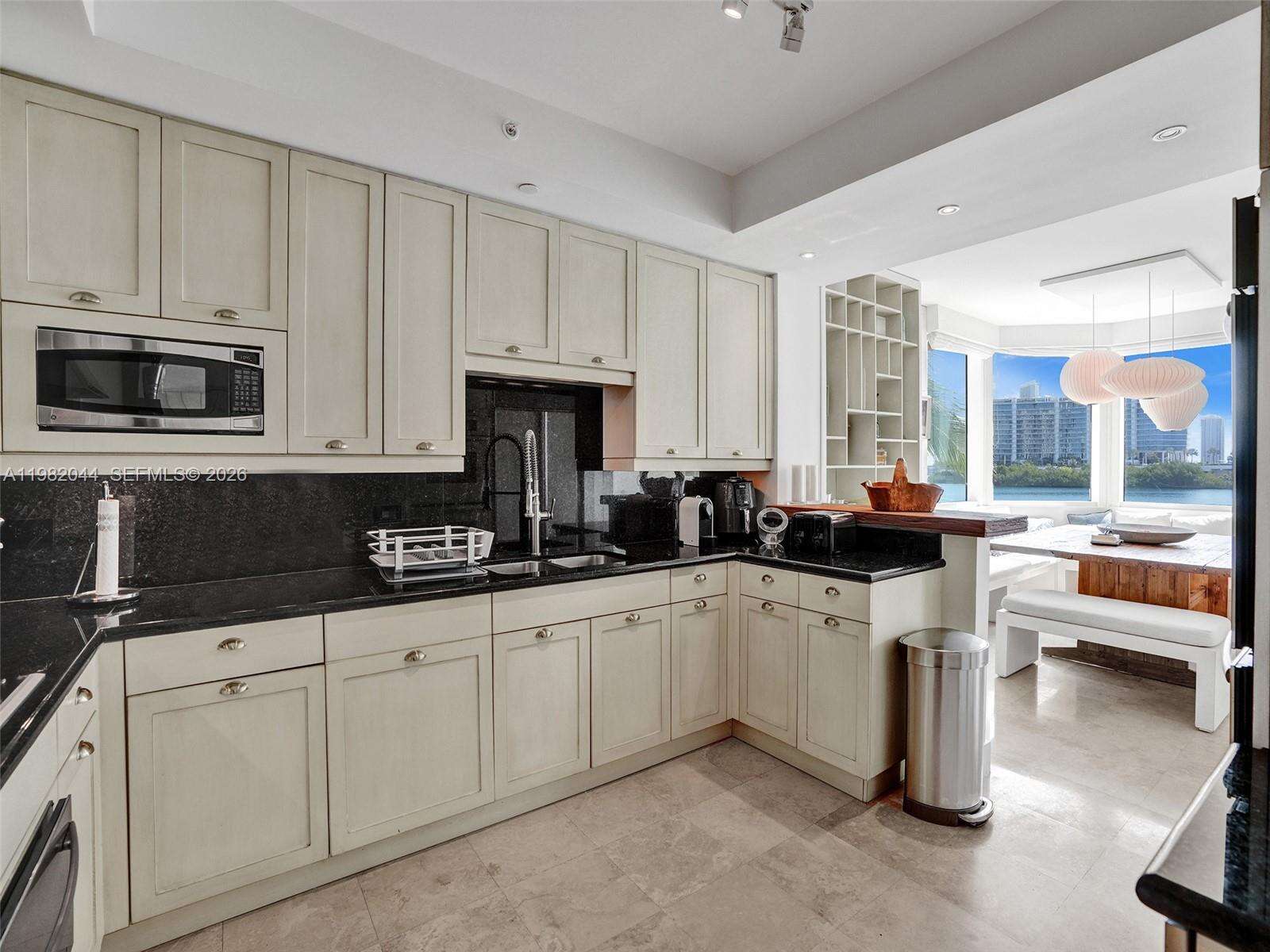 The Peninsula at 3201 183 St, Aventura, FL 33160 - For Sale photo 9
