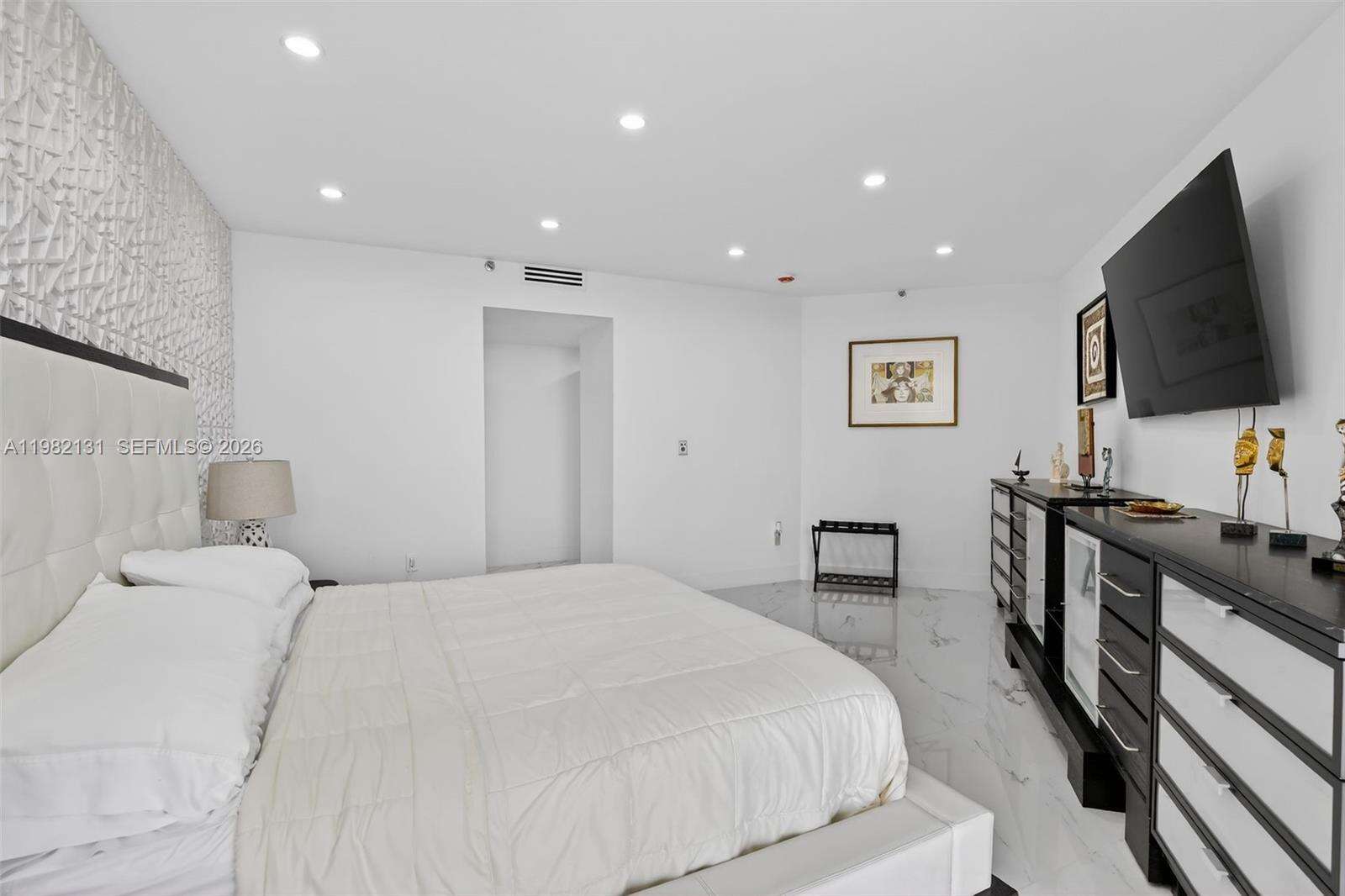 4000 ISL BLVD WILLIAMS ISL - 4000 Island Blvd, Aventura, FL 33160 | Picture 24