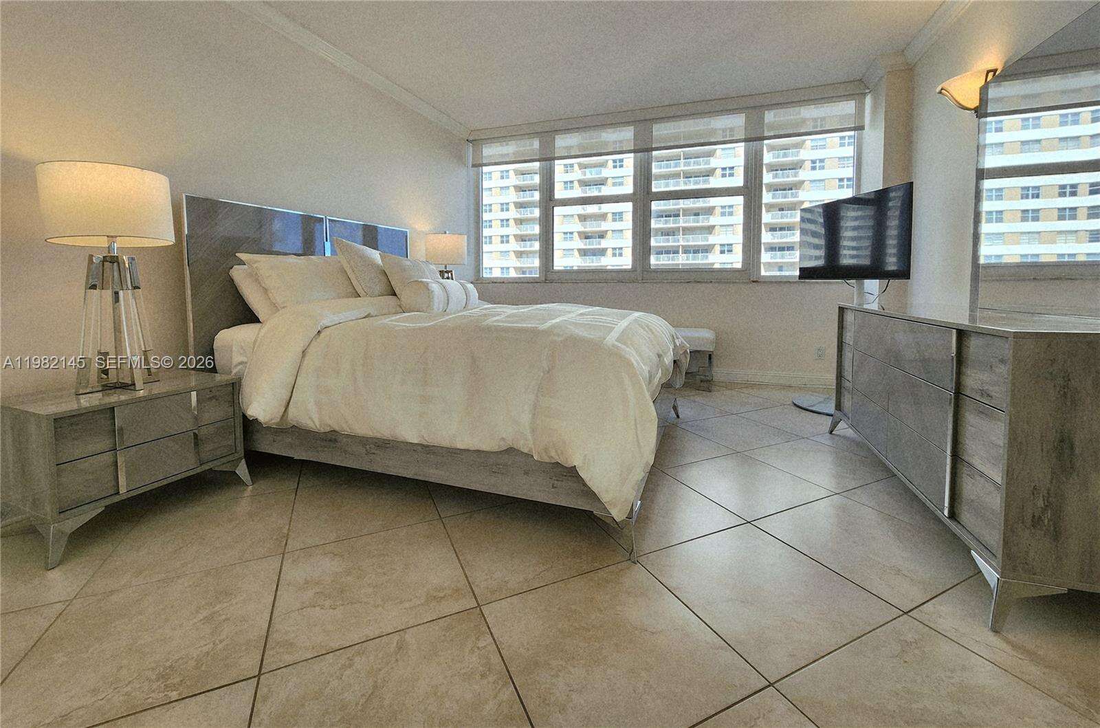 Parker Plaza at 2030 Ocean Dr, Hallandale Beach, FL 33009 - For Sale photo 28