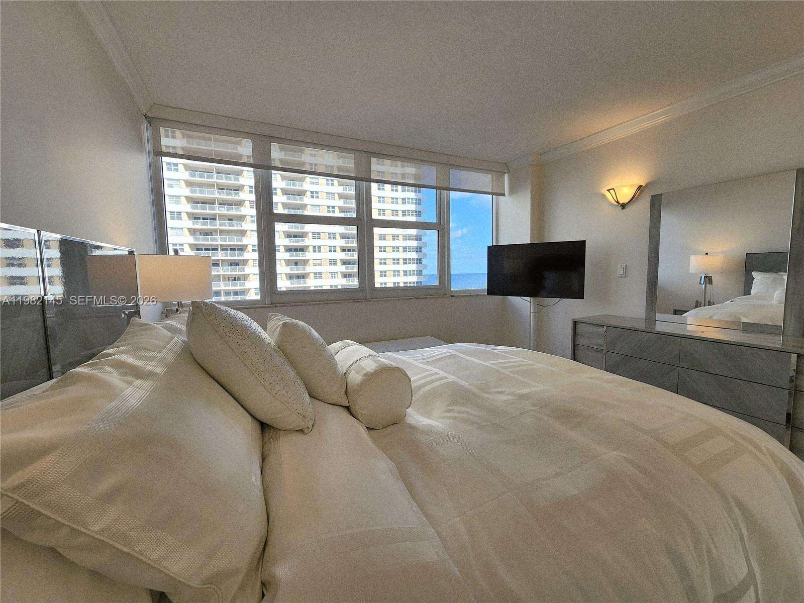 Parker Plaza at 2030 Ocean Dr, Hallandale Beach, FL 33009 - For Sale photo 29
