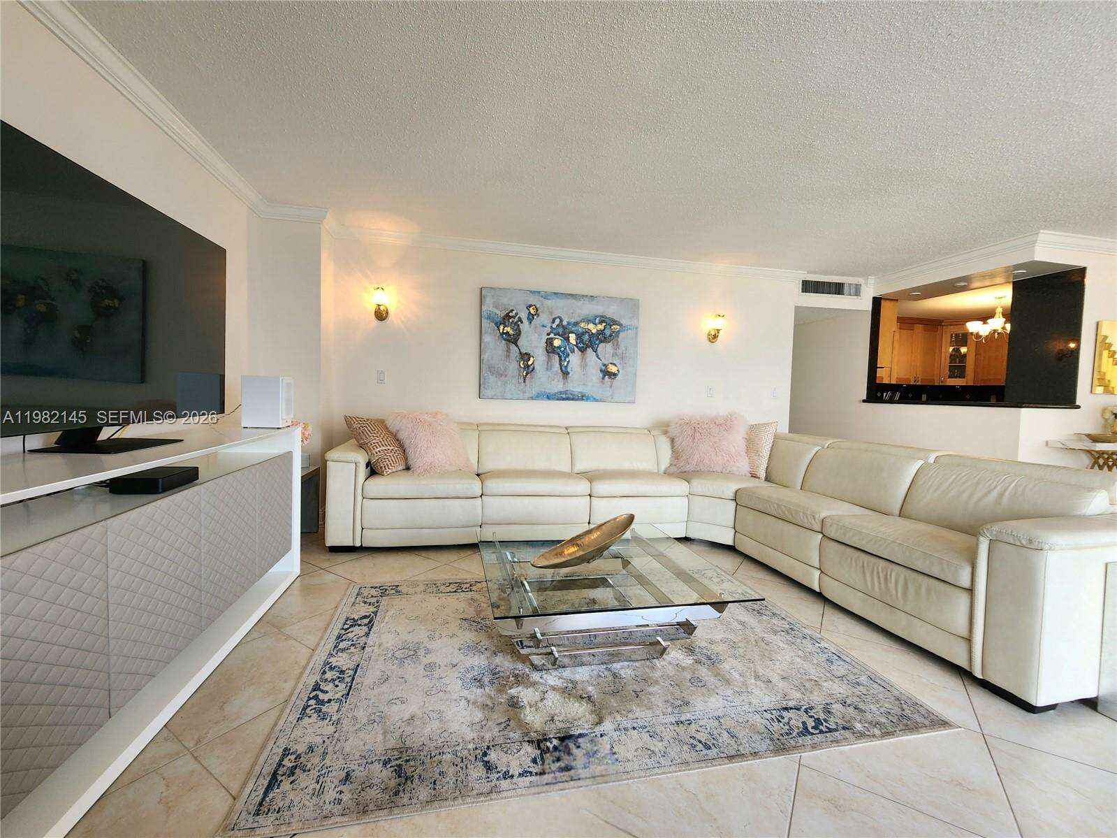 Parker Plaza at 2030 Ocean Dr, Hallandale Beach, FL 33009 - For Sale photo 4
