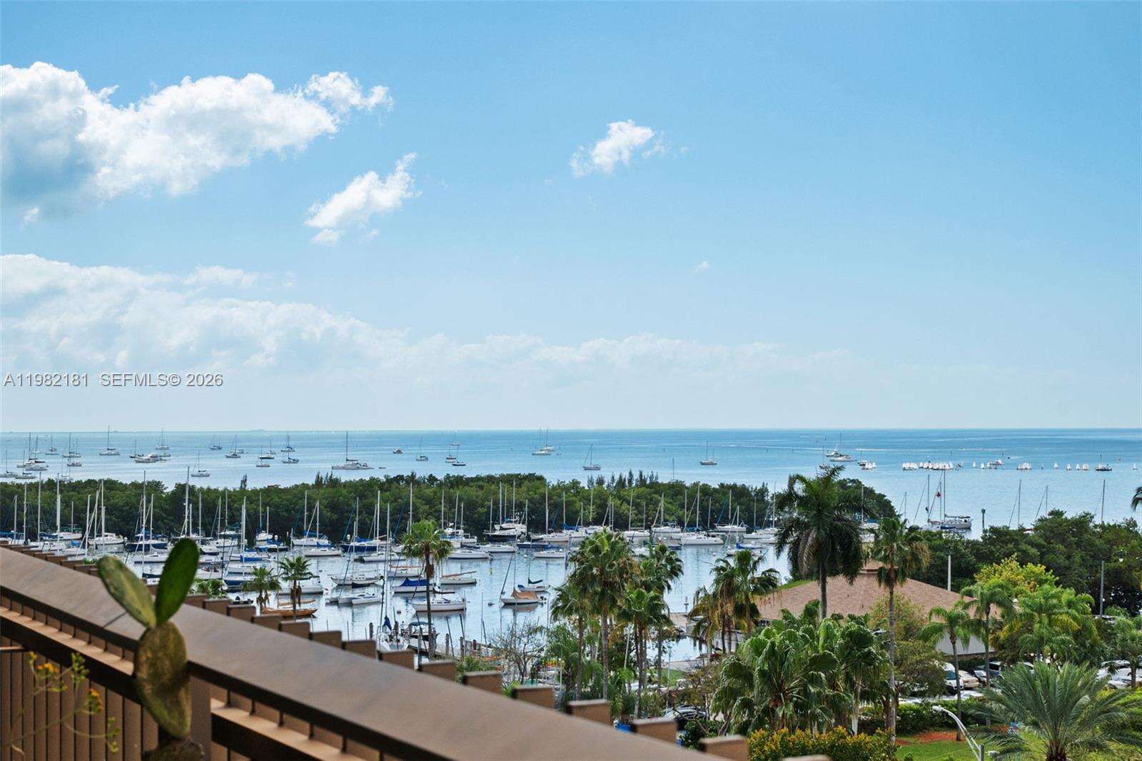 Yacht Harbour Condos for Sale & Rent | Picture 1