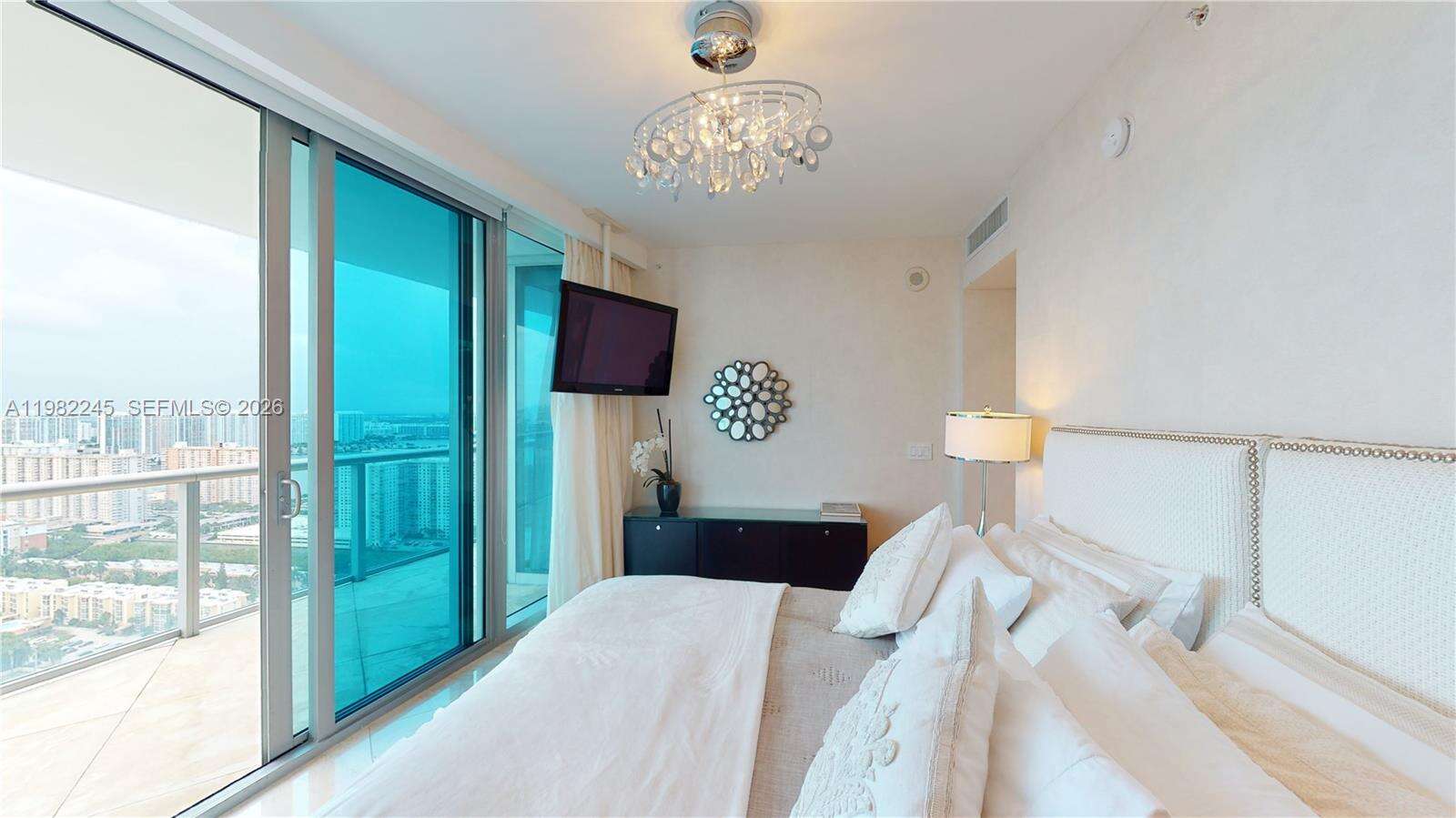 Jade Beach at 17001 Collins Ave, Sunny Isles Beach, FL 33160 - For Sale photo 11