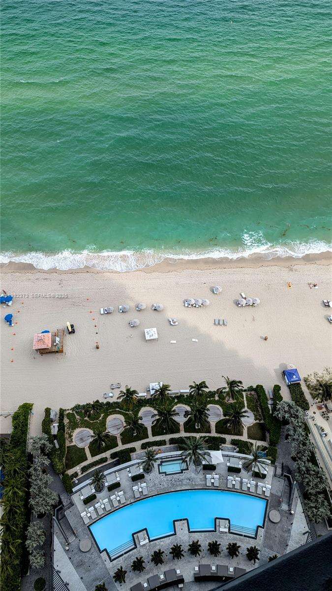 18555 COLLINS AVENUE - 18555 Collins Ave, Sunny Isles Beach, FL 33160 | Picture 12