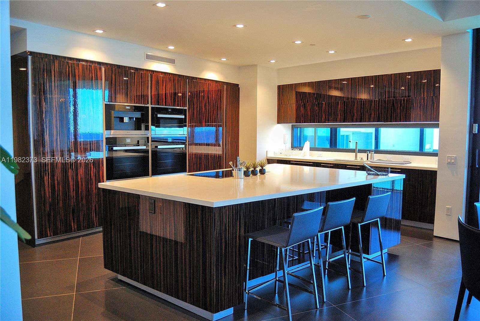 18555 COLLINS AVENUE - 18555 Collins Ave, Sunny Isles Beach, FL 33160 | Picture 14