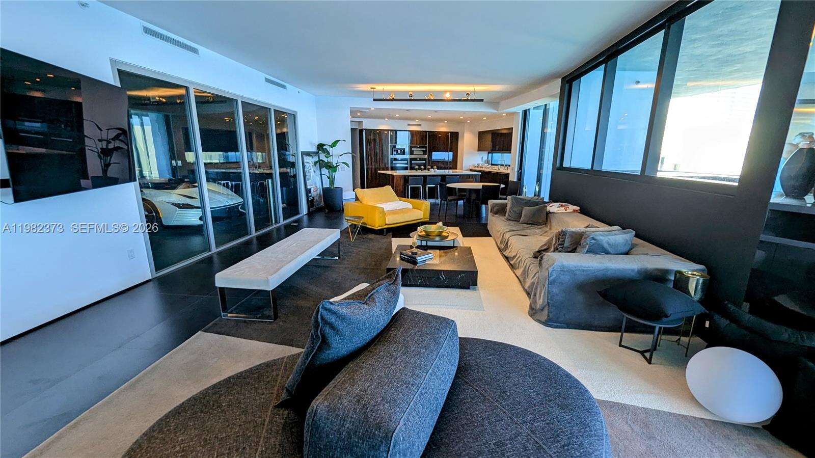 18555 COLLINS AVENUE - 18555 Collins Ave, Sunny Isles Beach, FL 33160 | Picture 4