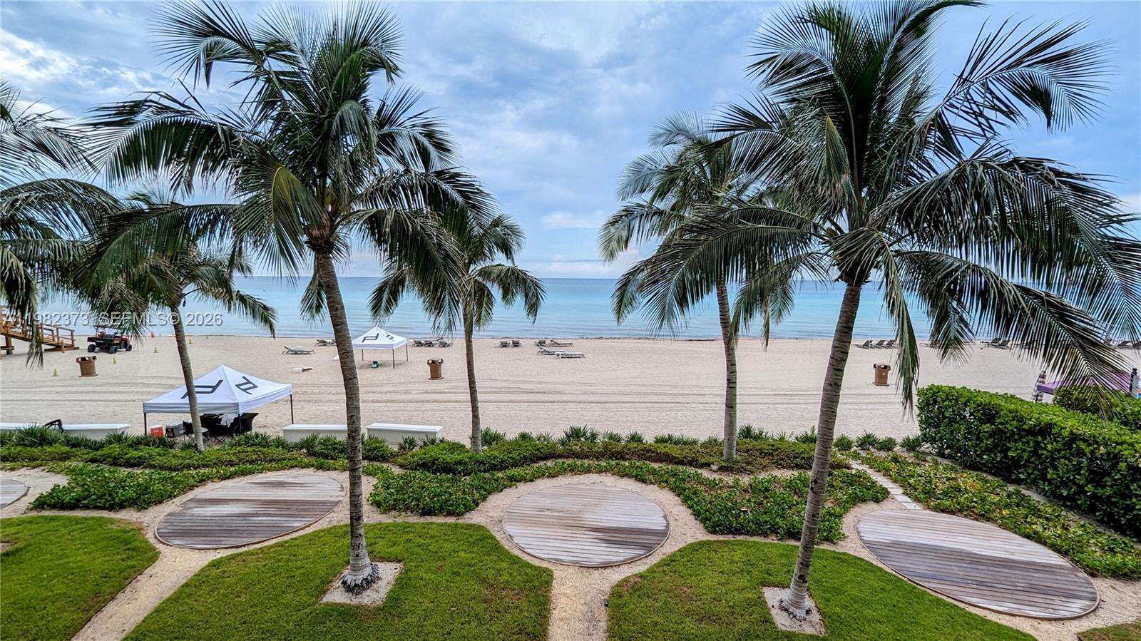 18555 COLLINS AVENUE - 18555 Collins Ave, Sunny Isles Beach, FL 33160 | Picture 42