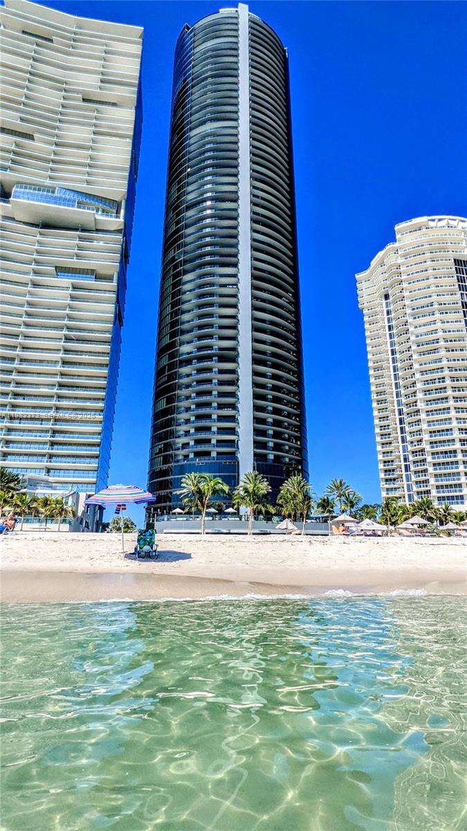 18555 COLLINS AVENUE - 18555 Collins Ave, Sunny Isles Beach, FL 33160 | Picture 6