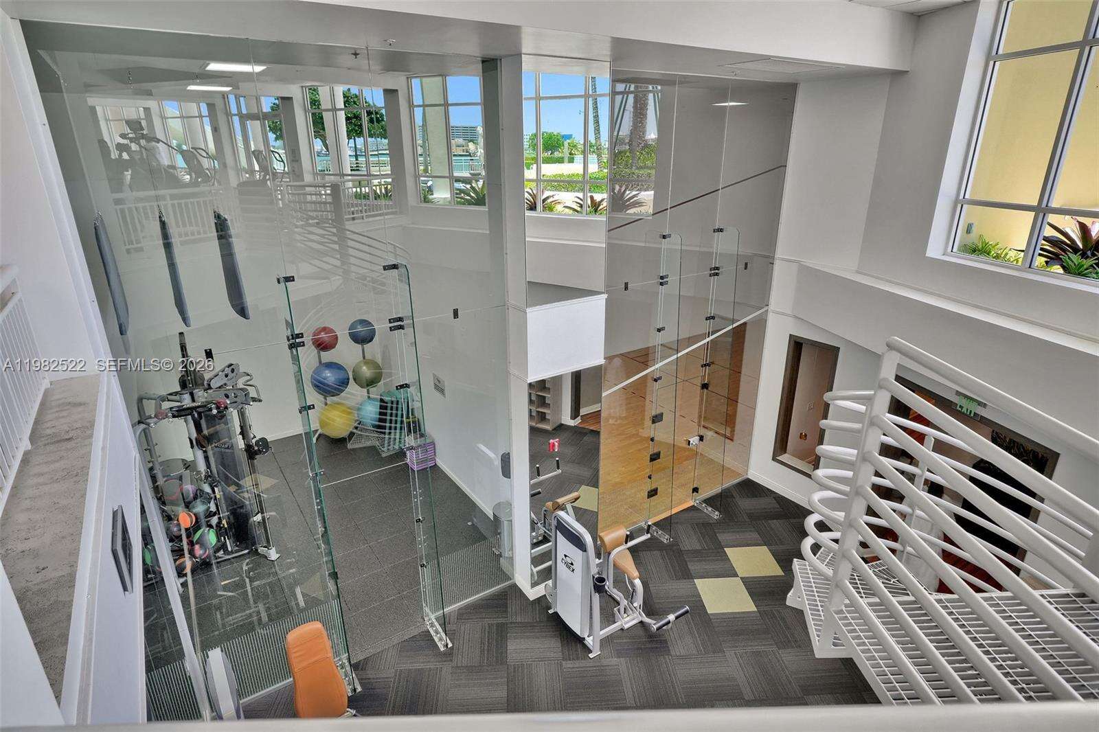 TWO TEQUESTA POINT - 808 Brickell Key Dr, Miami, FL 33131 | Picture 15