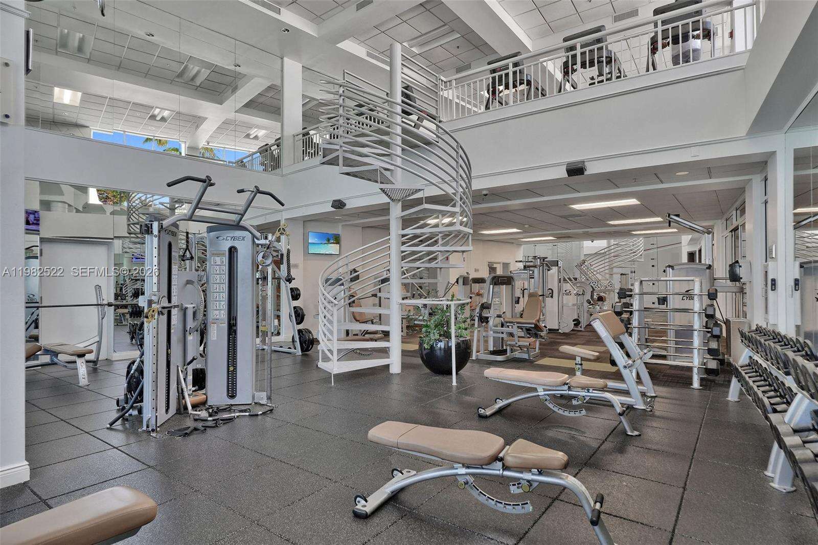 TWO TEQUESTA POINT - 808 Brickell Key Dr, Miami, FL 33131 | Picture 16