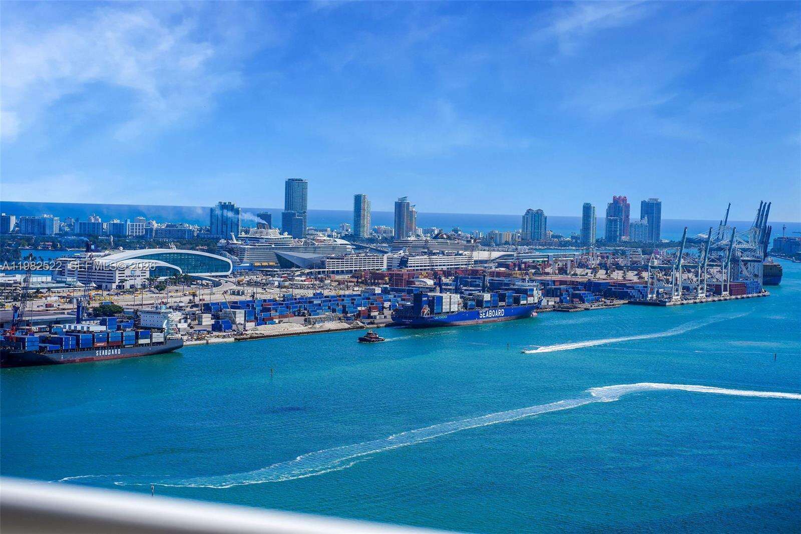 TWO TEQUESTA POINT - 808 Brickell Key Dr, Miami, FL 33131 | Picture 19