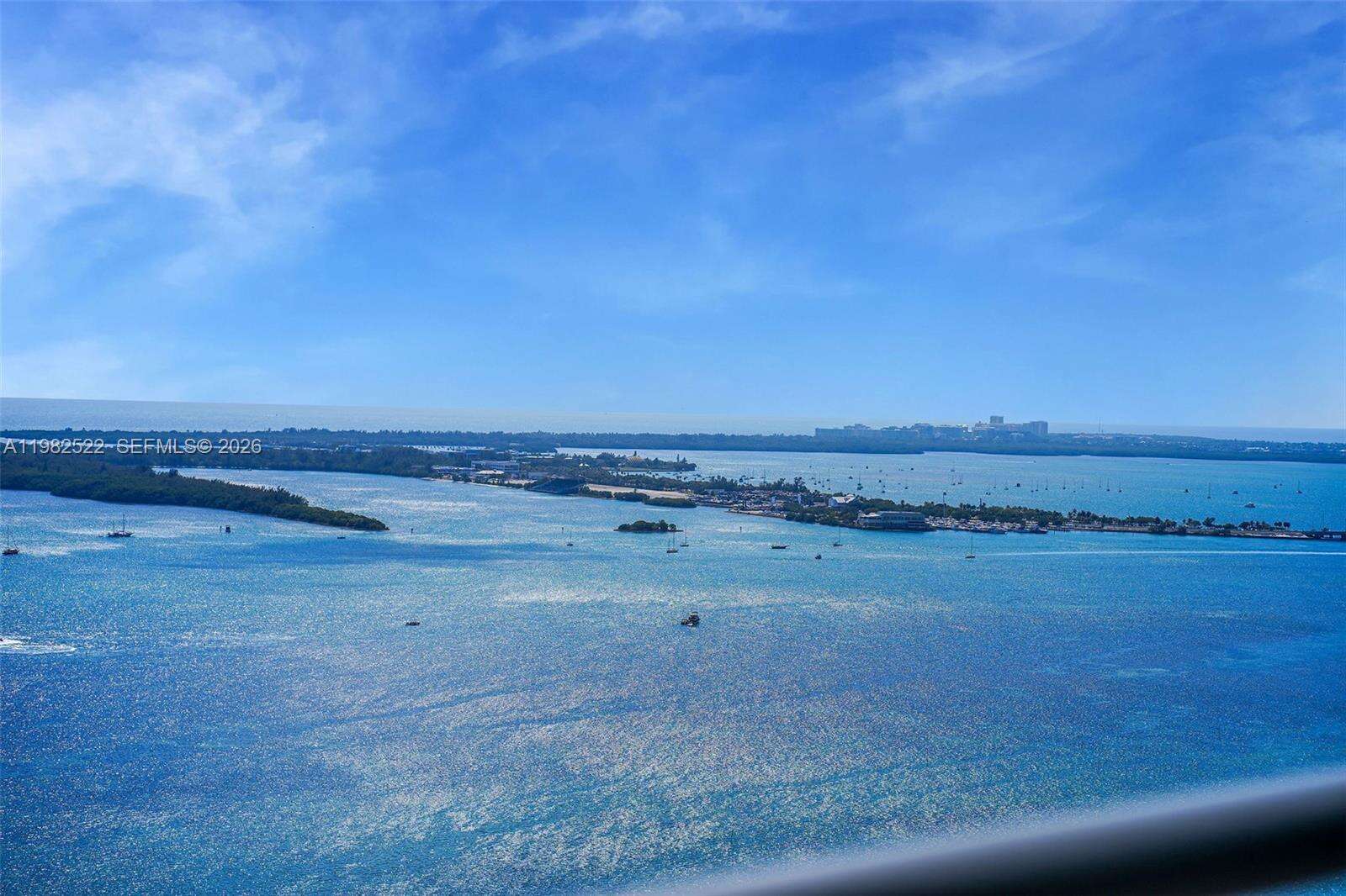 TWO TEQUESTA POINT - 808 Brickell Key Dr, Miami, FL 33131 | Picture 23