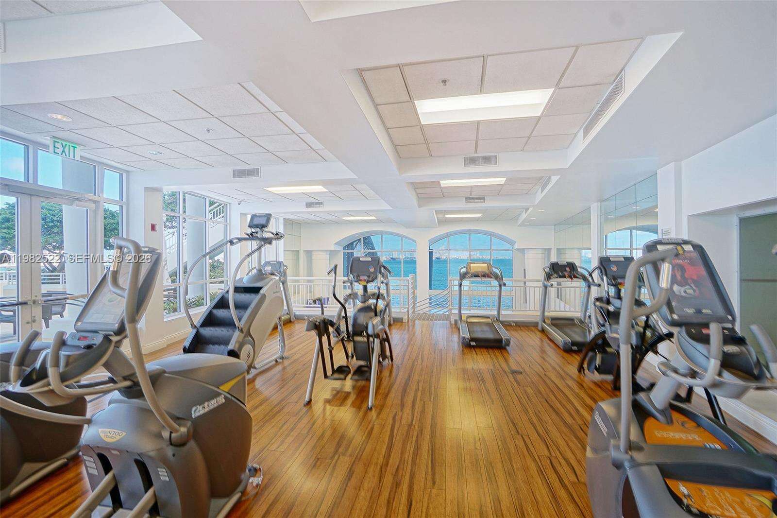 TWO TEQUESTA POINT - 808 Brickell Key Dr, Miami, FL 33131 | Picture 5