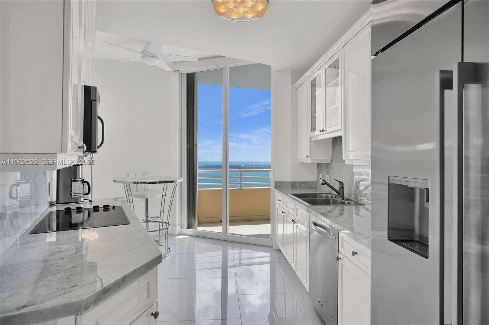 TWO TEQUESTA POINT - 808 Brickell Key Dr, Miami, FL 33131 | Picture 44