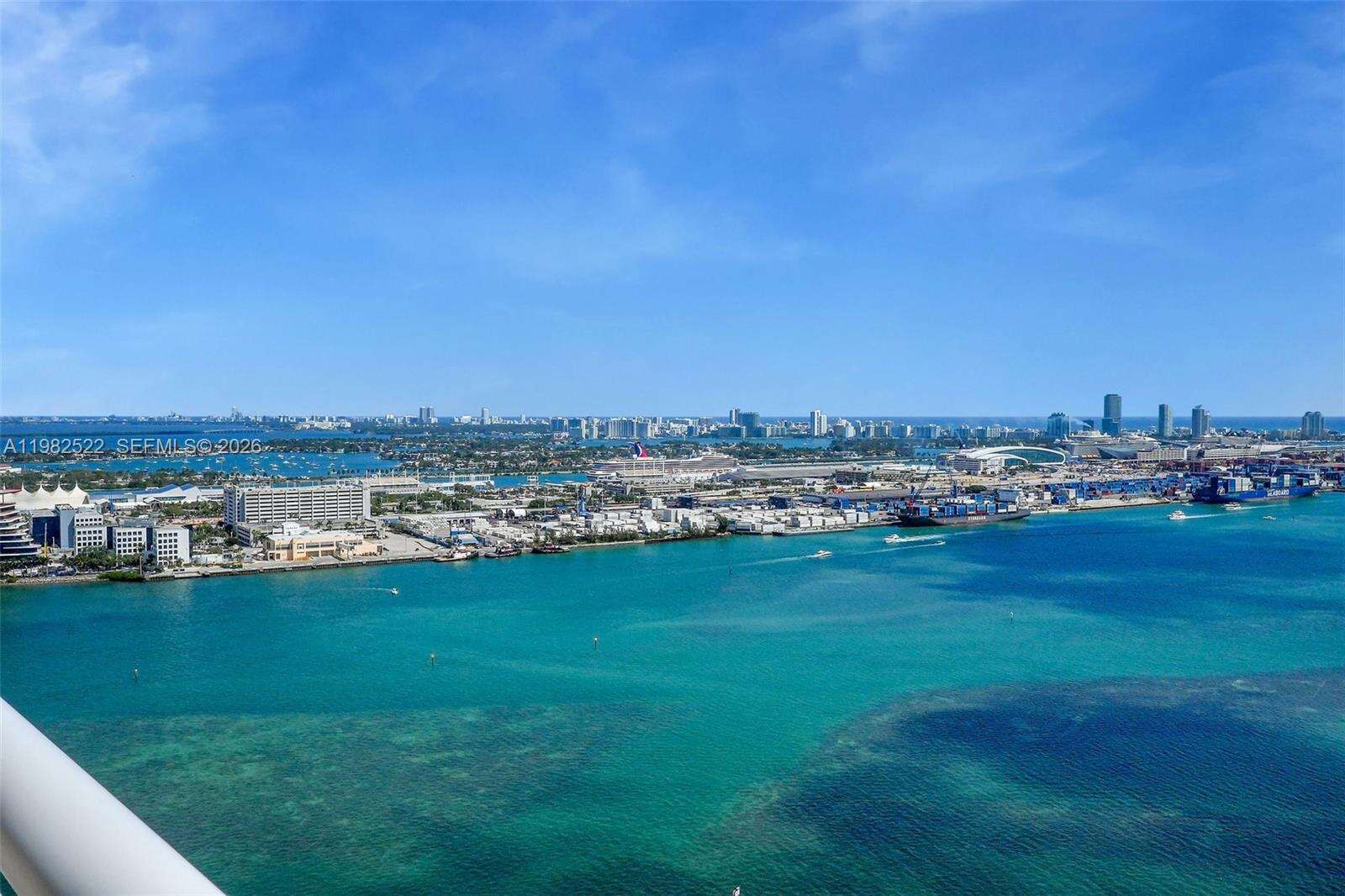 TWO TEQUESTA POINT - 808 Brickell Key Dr, Miami, FL 33131 | Picture 48