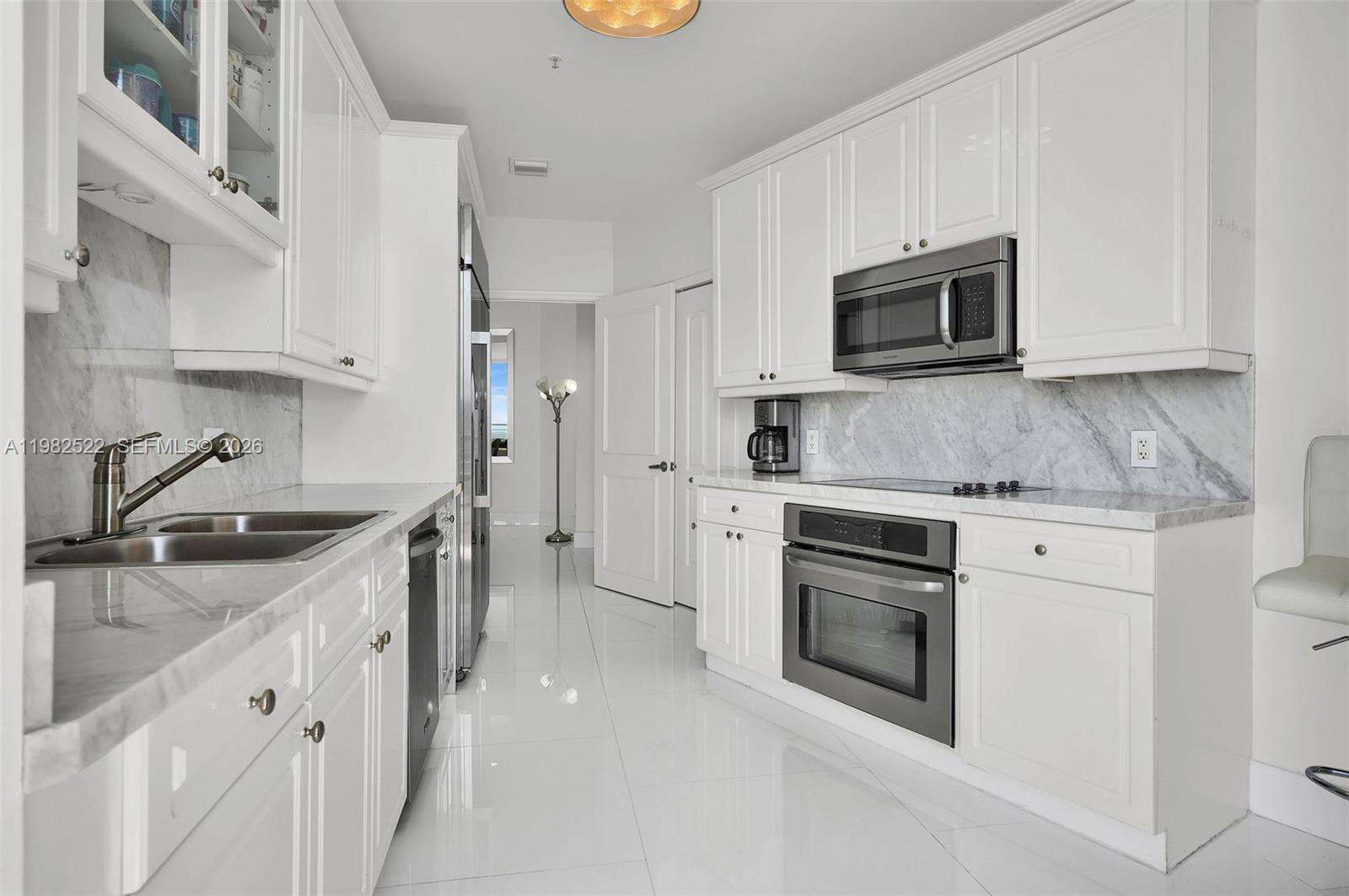 TWO TEQUESTA POINT - 808 Brickell Key Dr, Miami, FL 33131 | Picture 49