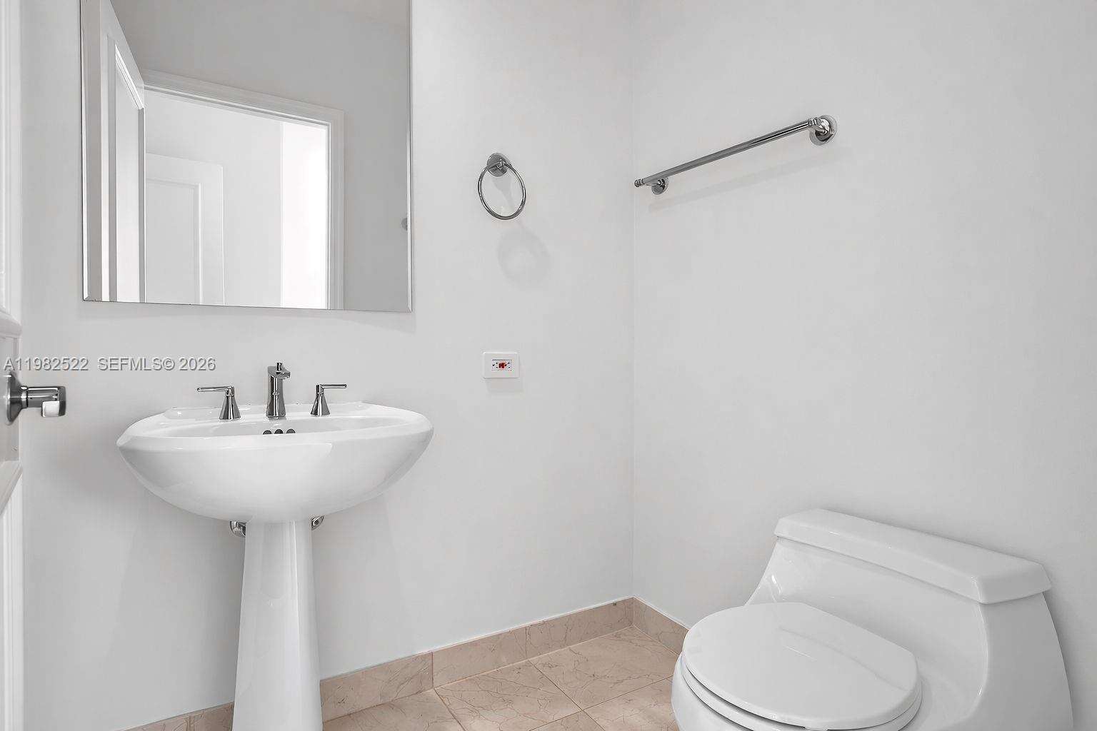 TWO TEQUESTA POINT - 808 Brickell Key Dr, Miami, FL 33131 | Picture 53