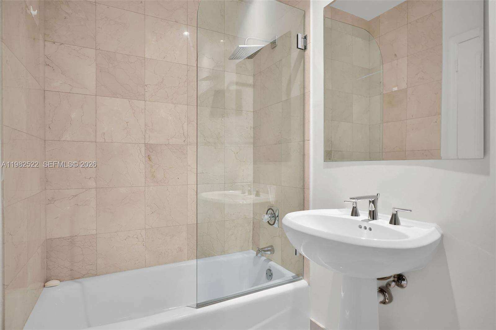 TWO TEQUESTA POINT - 808 Brickell Key Dr, Miami, FL 33131 | Picture 54