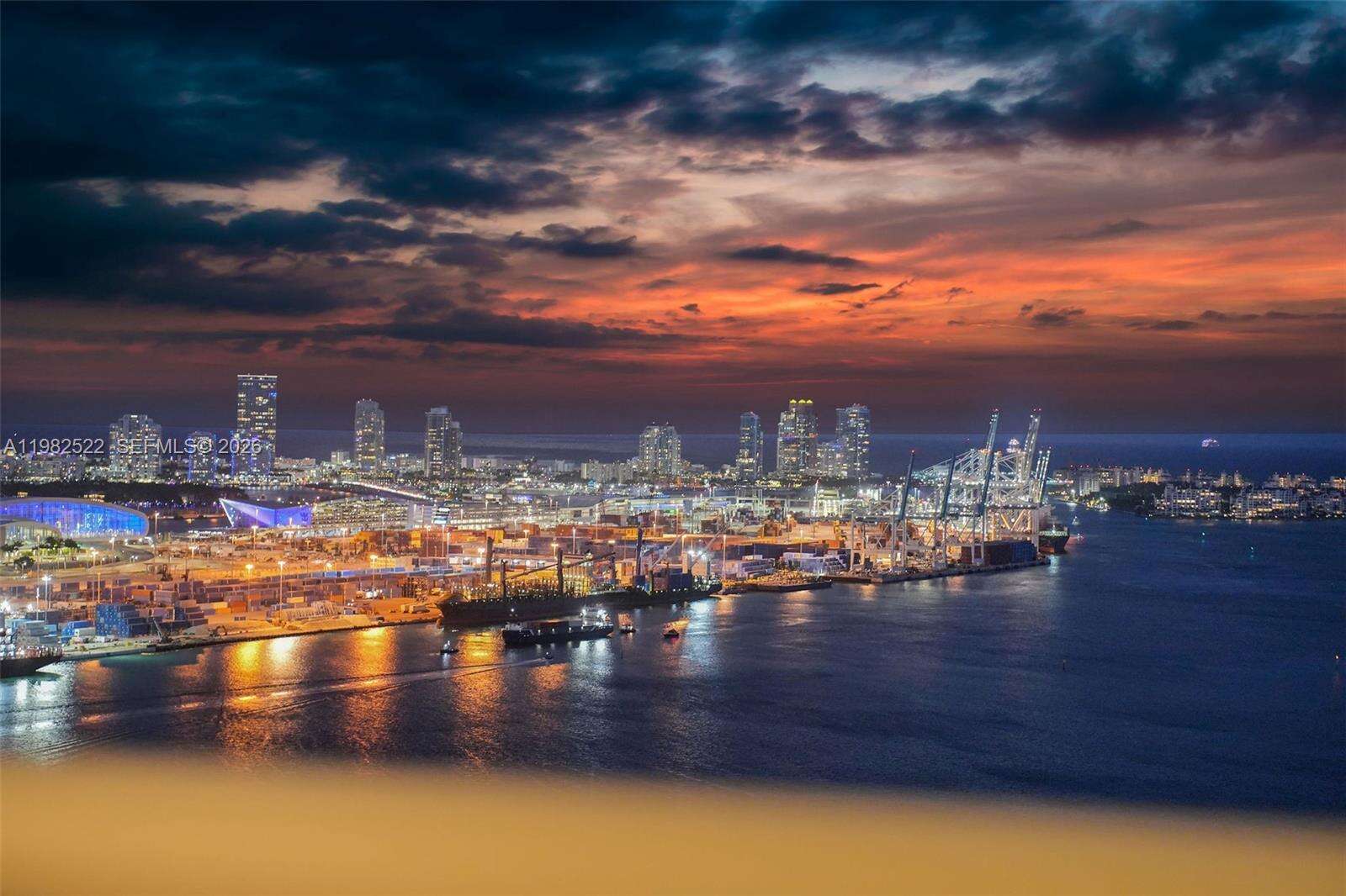 TWO TEQUESTA POINT - 808 Brickell Key Dr, Miami, FL 33131 | Picture 89