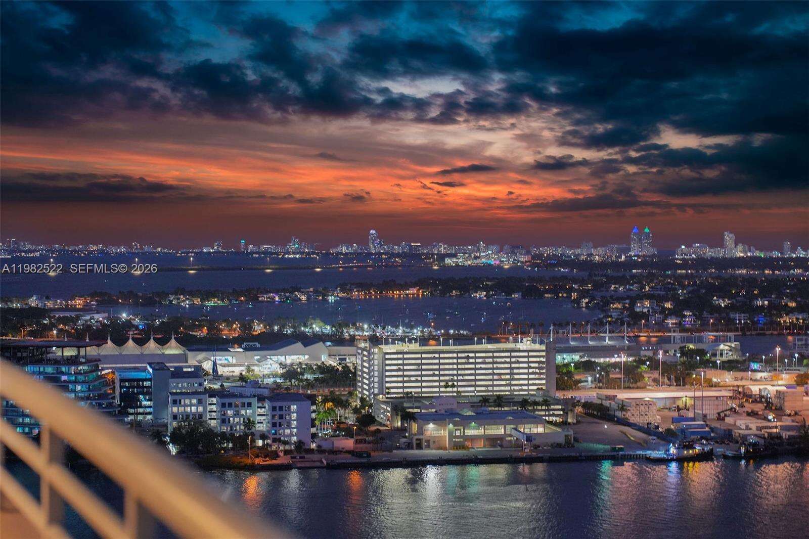 TWO TEQUESTA POINT - 808 Brickell Key Dr, Miami, FL 33131 | Picture 91