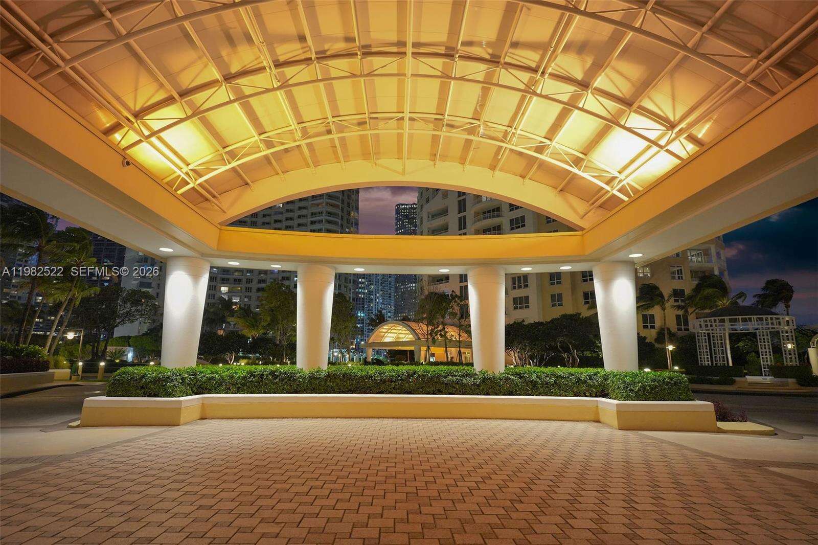 TWO TEQUESTA POINT - 808 Brickell Key Dr, Miami, FL 33131 | Picture 92