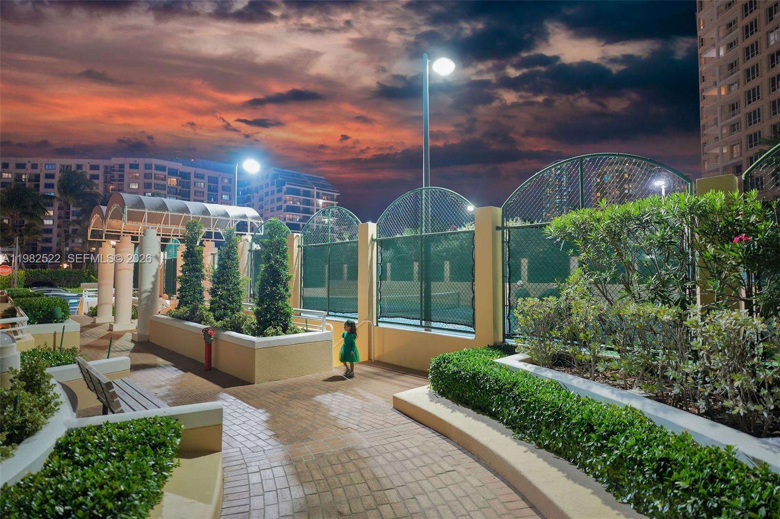 TWO TEQUESTA POINT - 808 Brickell Key Dr, Miami, FL 33131 | Picture 98