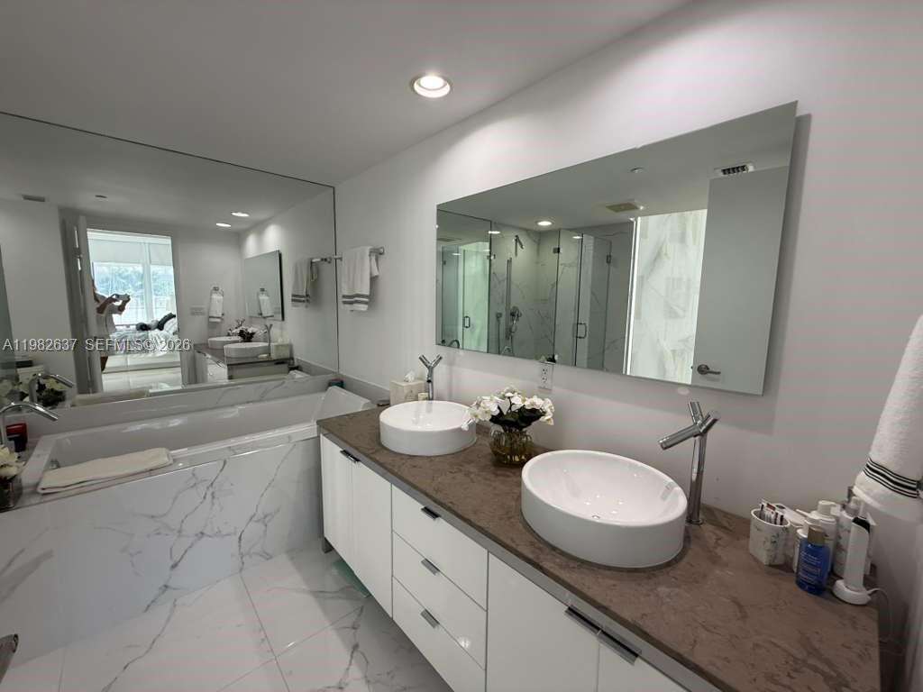 Icon Brickell 2 at 495 Brickell Ave, Miami, FL 33131 - For Sale photo 15