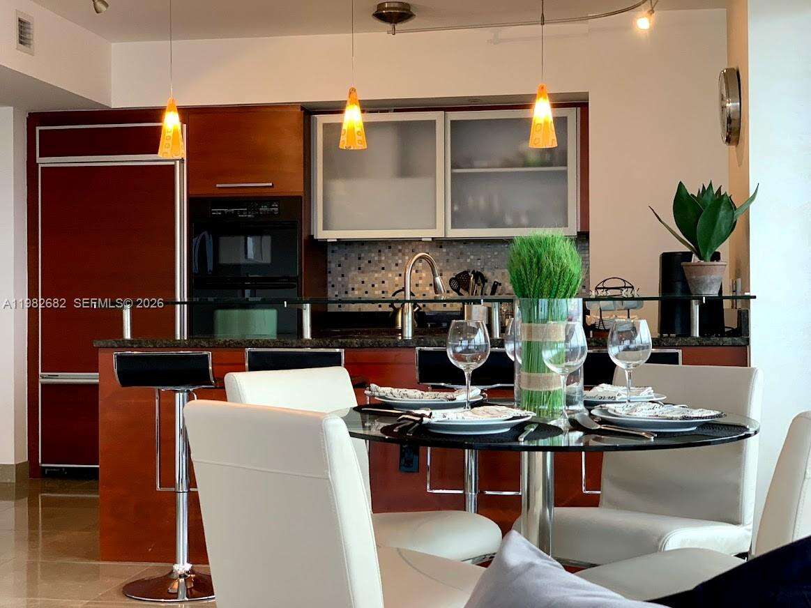 BEACH CLUB TWO - 1830 Ocean Dr, Hallandale Beach, FL 33009 | Picture 14