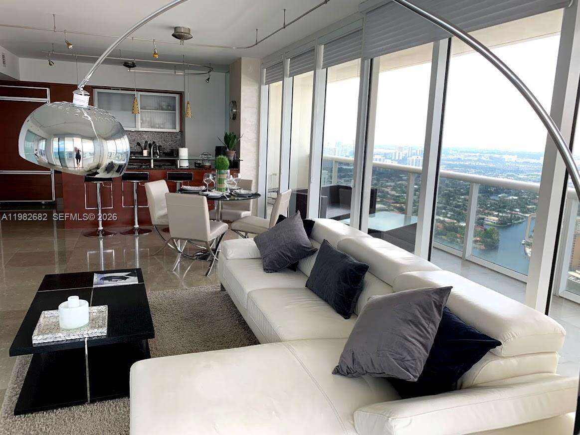 BEACH CLUB TWO - 1830 Ocean Dr, Hallandale Beach, FL 33009 | Picture 19