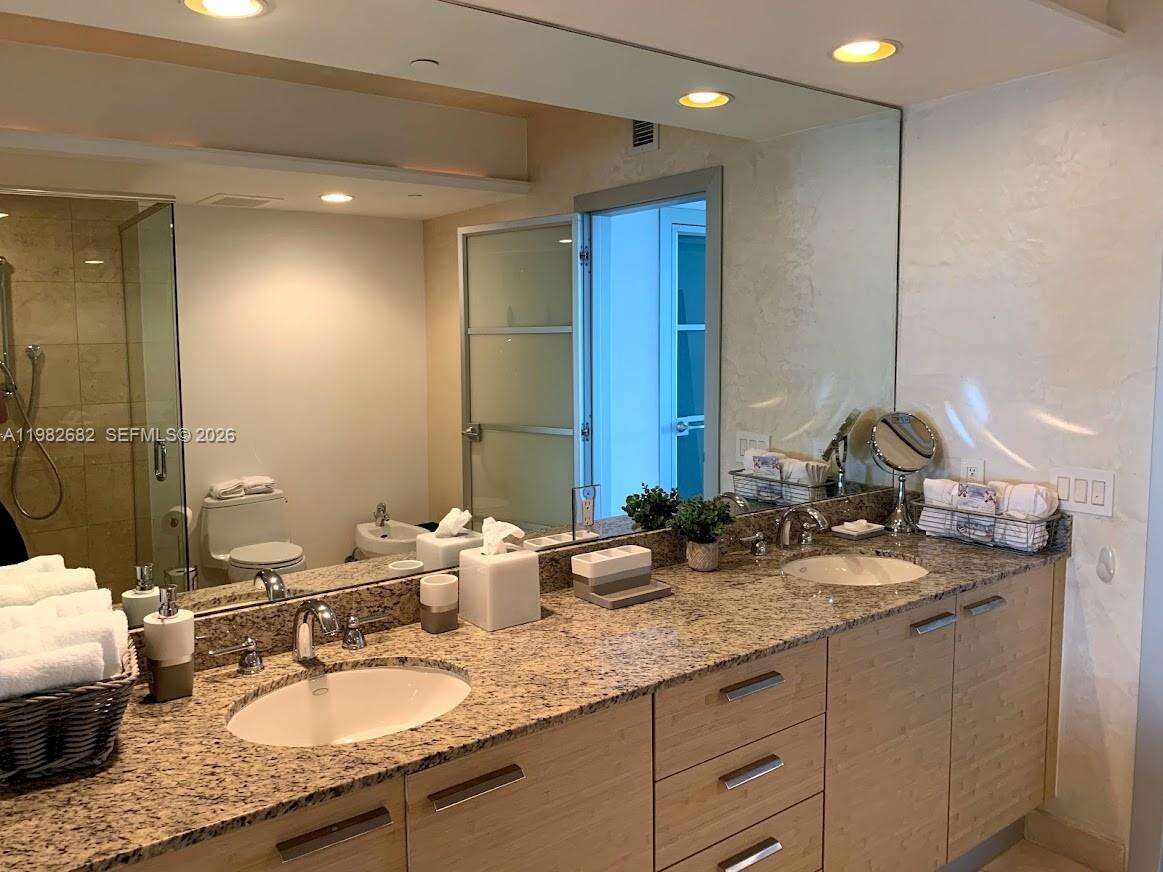 BEACH CLUB TWO - 1830 Ocean Dr, Hallandale Beach, FL 33009 | Picture 27