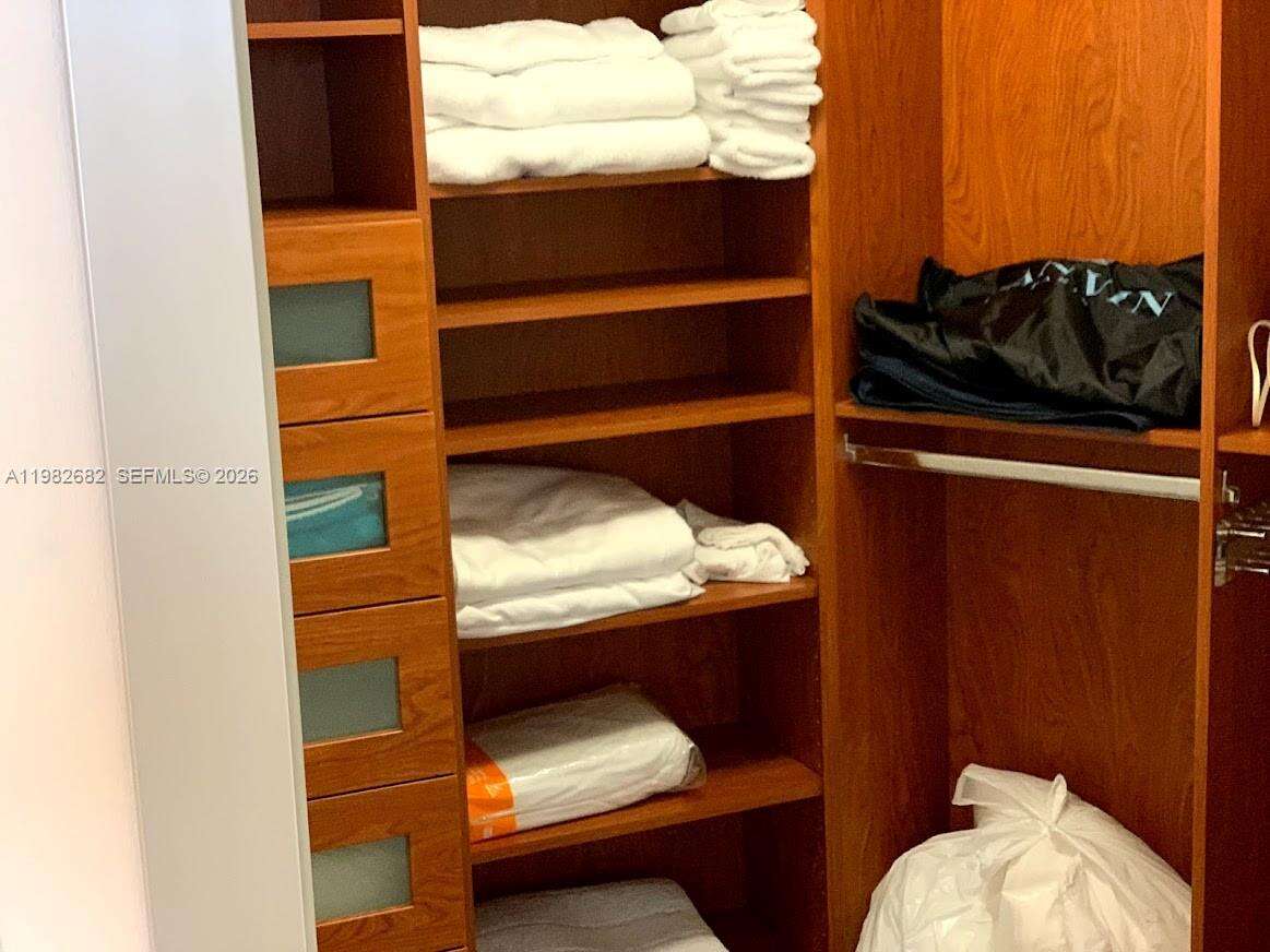 BEACH CLUB TWO - 1830 Ocean Dr, Hallandale Beach, FL 33009 | Picture 31