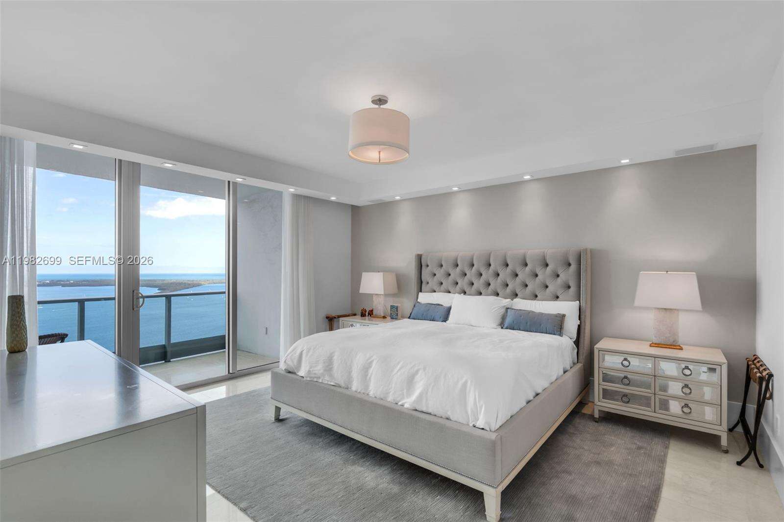 JADE RESIDENCES AT BRICKELL BAY - 1331 Brickell Bay Dr, Miami, FL 33131 | Picture 13