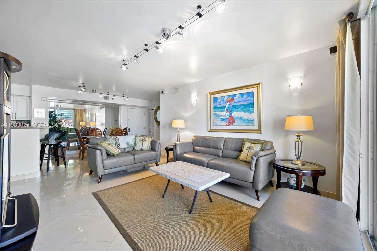 The Yacht Club At Aventura at 19999 Country Club Dr, Aventura, FL 33180 - For Sale photo 13