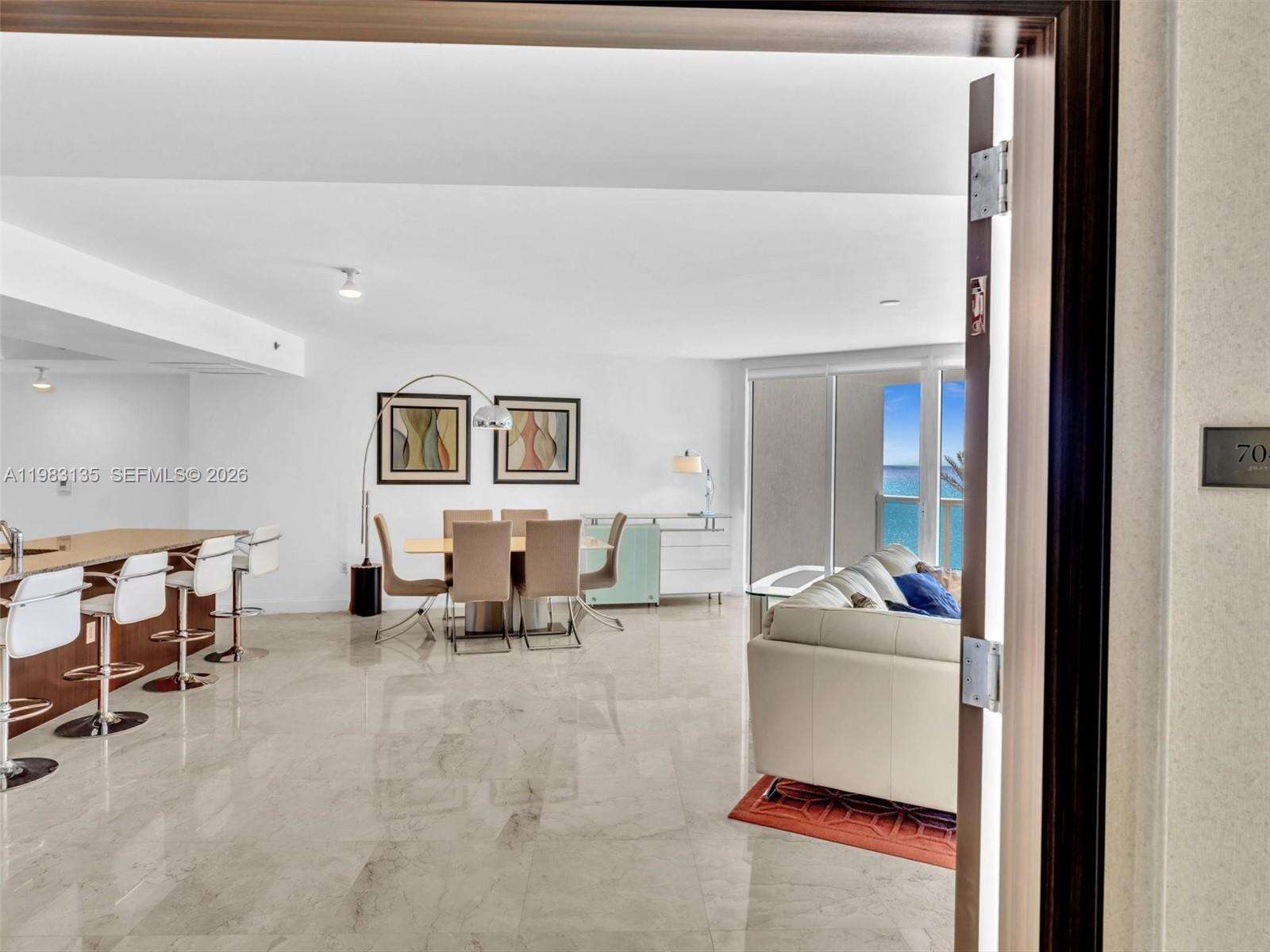 OCEAN FOUR - 17201 Collins Ave, Sunny Isles Beach, FL 33160 | Picture 3