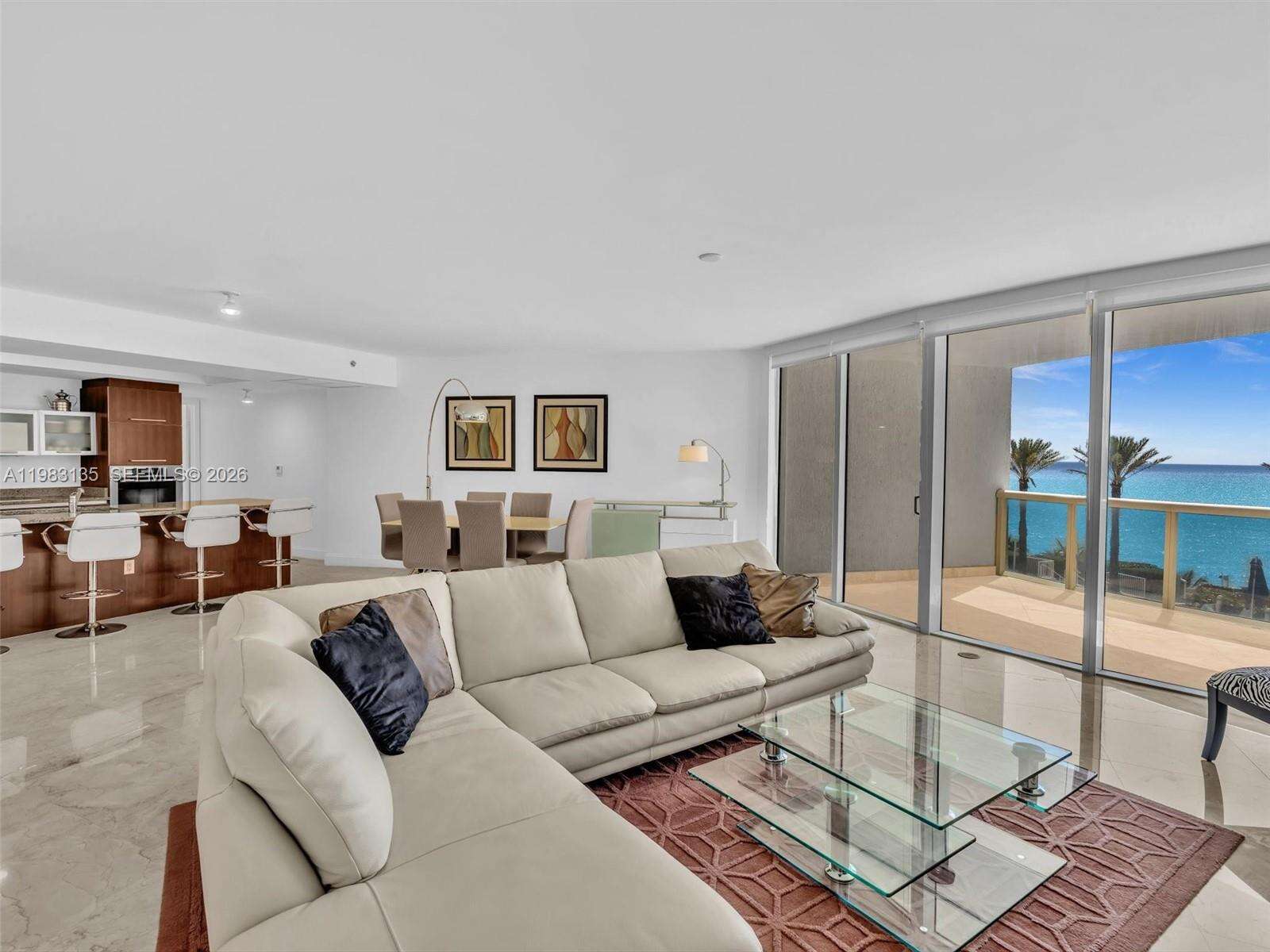 OCEAN FOUR - 17201 Collins Ave, Sunny Isles Beach, FL 33160 | Picture 4