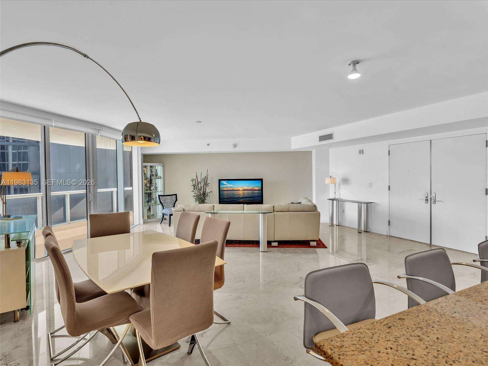 OCEAN FOUR - 17201 Collins Ave, Sunny Isles Beach, FL 33160 | Picture 10