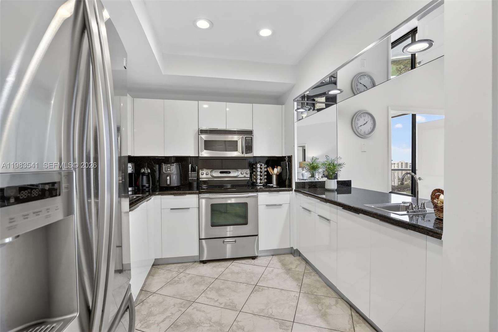 Hamptons West at 20281 Country Club Dr, Aventura, FL 33180 - For Sale photo 13