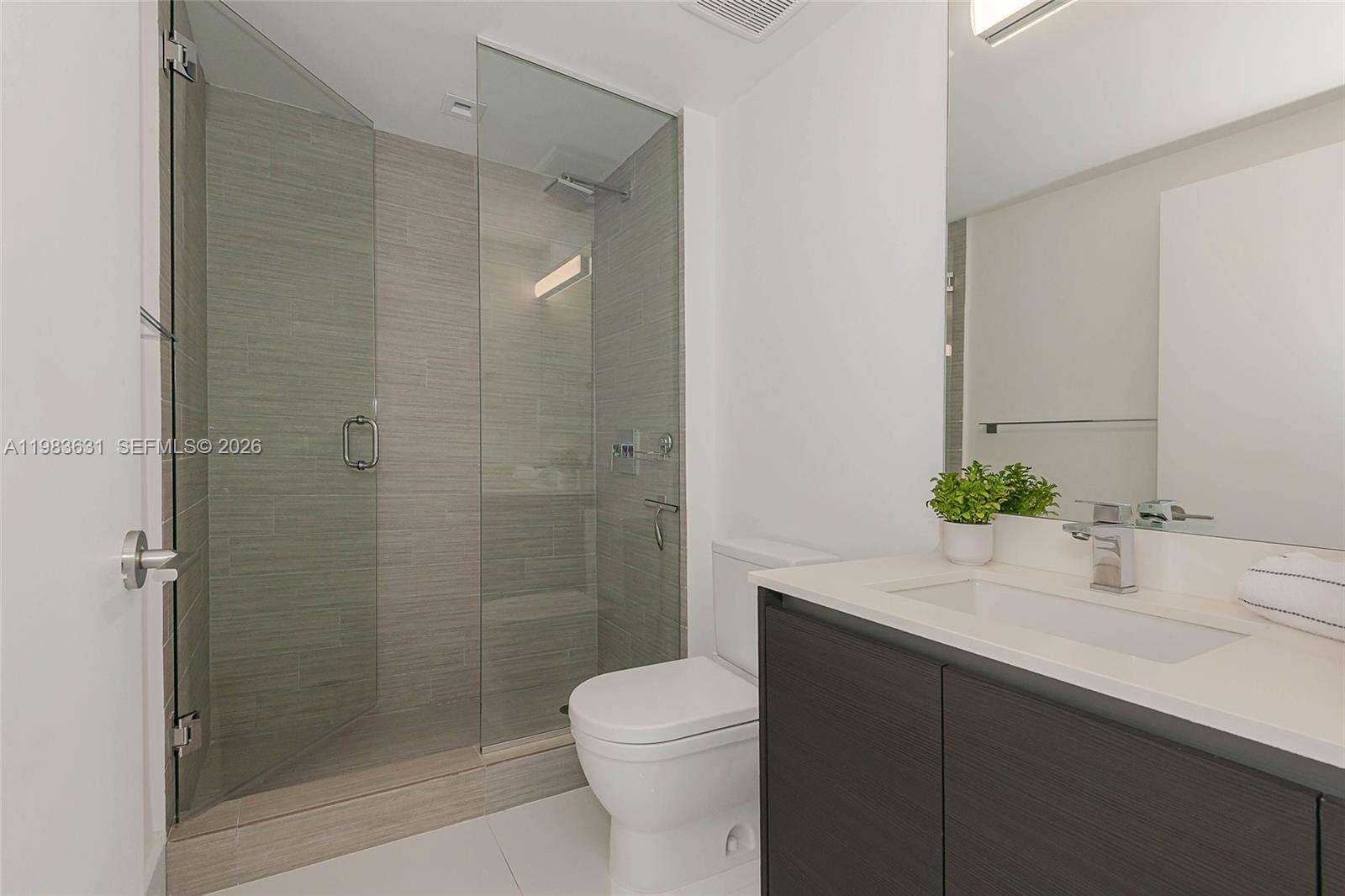 PARQUE TOWERS - 300 Sunny Isles Blvd, Sunny Isles Beach, FL 33160 | Picture 17