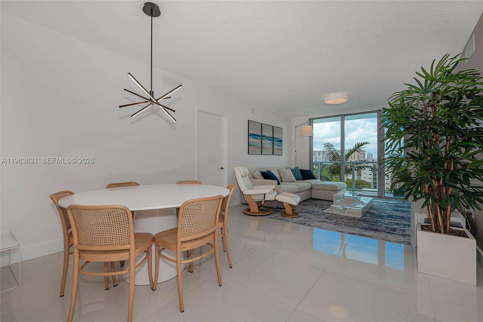 PARQUE TOWERS - 300 Sunny Isles Blvd, Sunny Isles Beach, FL 33160 | Picture 4
