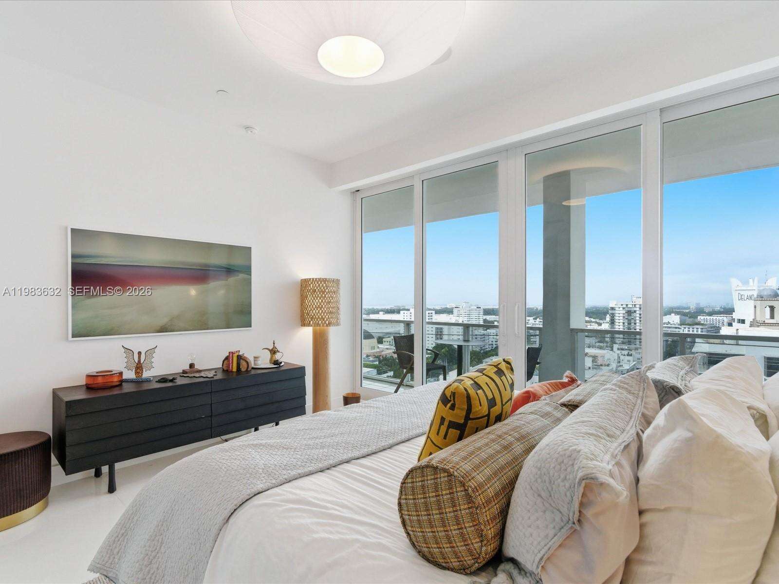 THE DECOPLAGE - 100 Lincoln Rd, Miami Beach, FL 33139 | Picture 25