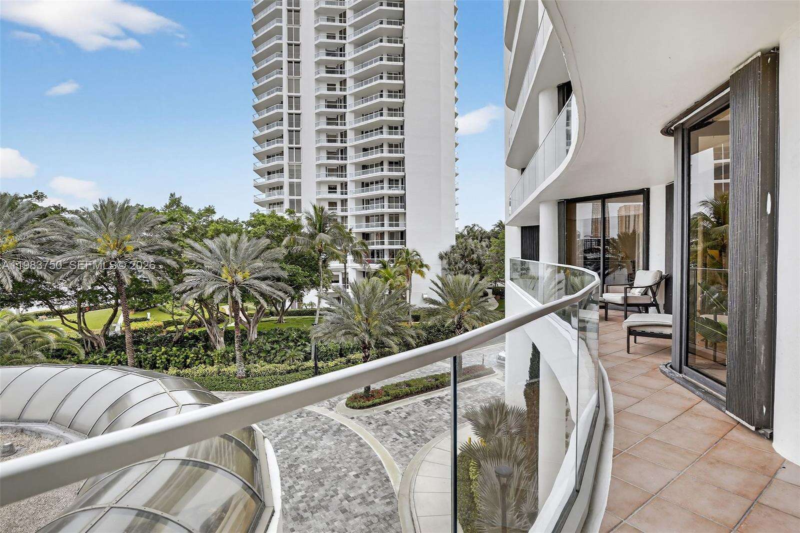 2800 Williams Island at 2800 Island Blvd, Aventura, FL 33160 - For Sale photo 18