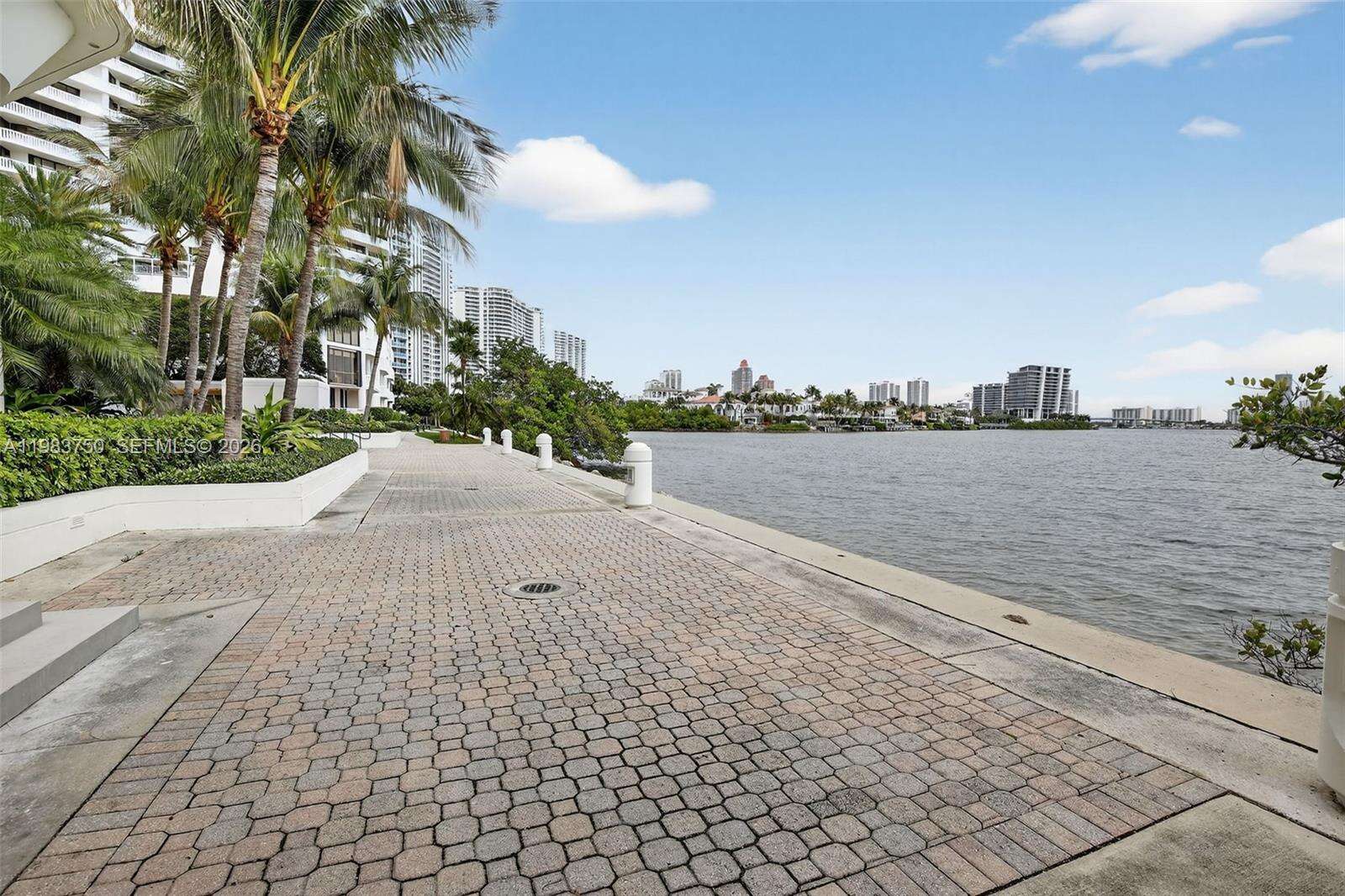 2800 Williams Island at 2800 Island Blvd, Aventura, FL 33160 - For Sale photo 37