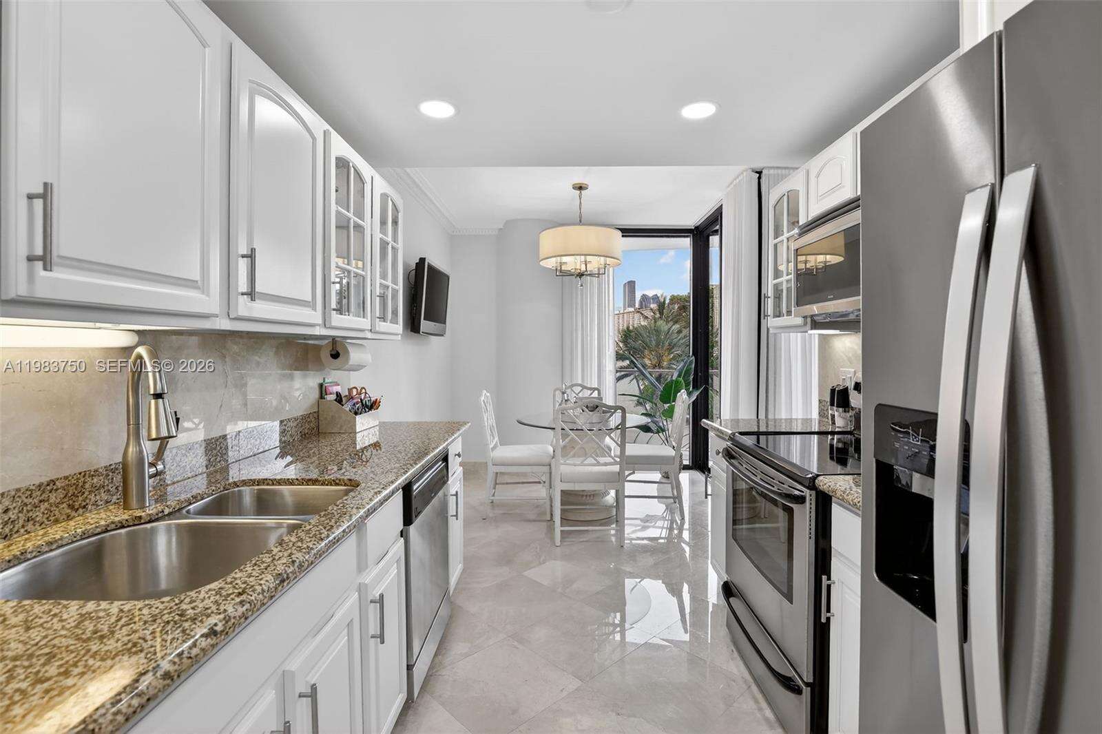 2800 Williams Island at 2800 Island Blvd, Aventura, FL 33160 - For Sale photo 10