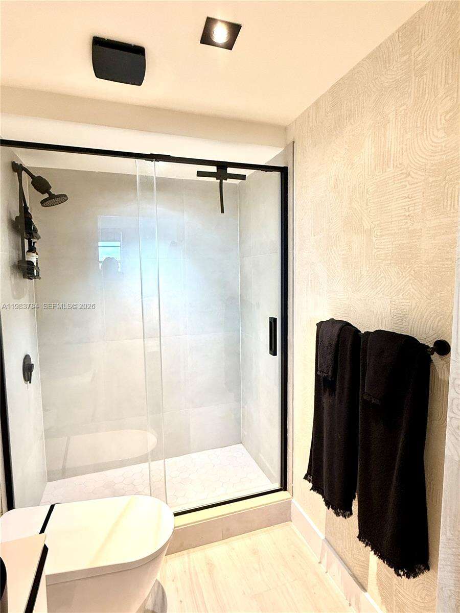 Clearview Towers at 2829 Indian Creek Dr, Miami Beach, FL 33140 - For Sale photo 12
