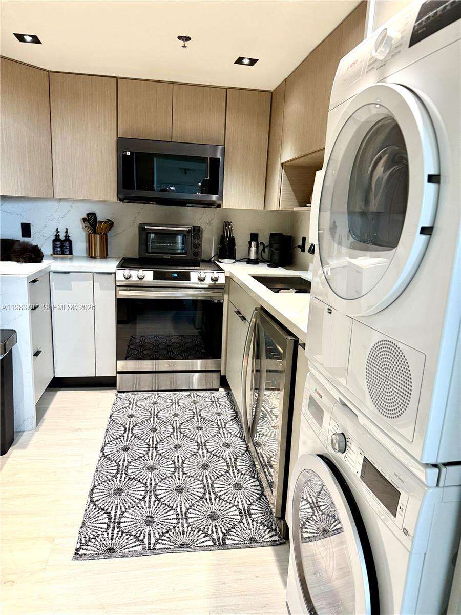 Clearview Towers at 2829 Indian Creek Dr, Miami Beach, FL 33140 - For Sale photo 15