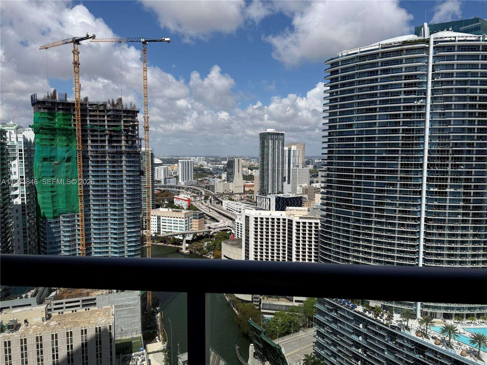 Icon Brickell 1 at 465 Brickell Ave, Miami, FL 33131 - For Sale photo 14