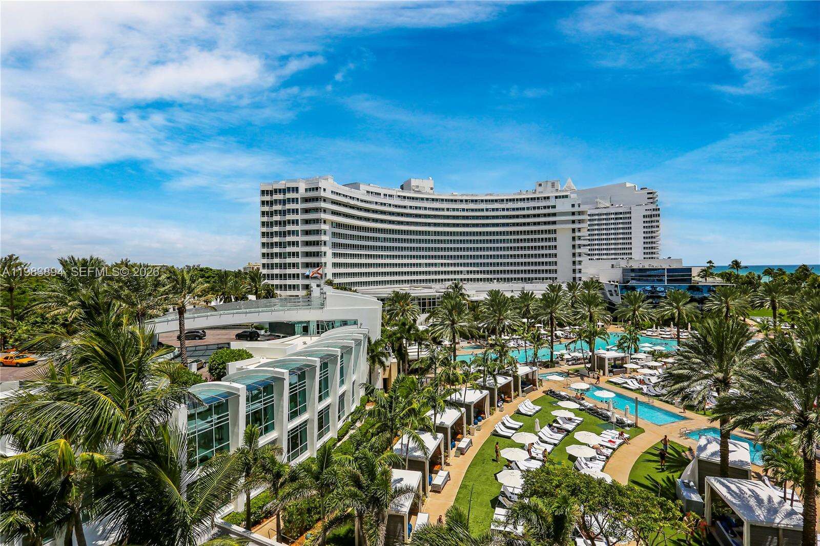 FONTAINEBLEAU III OCEAN CLUB - 4391 Collins Ave, Miami Beach, FL 33140 | Picture 28
