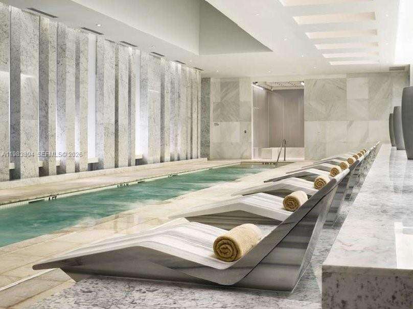 FONTAINEBLEAU III OCEAN CLUB - 4391 Collins Ave, Miami Beach, FL 33140 | Picture 51